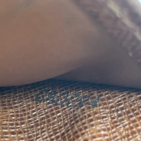 Louis Vuitton Monogram Short Wallet - Picture 10 of 11